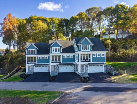 Condo For Sale - 408 Newport Road<br/> Irondequoit, NY 14622