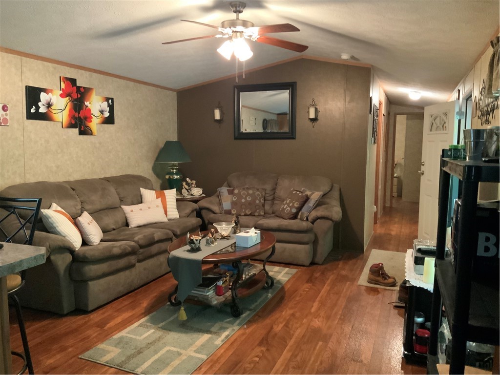 9548 Morris Lane, Clarksville, New York image 2