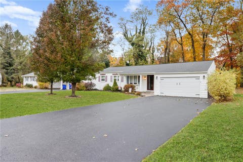 Photo for 532 Glenview Court