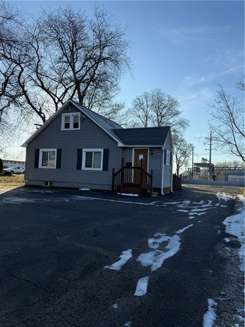 Photo of 829 W Broad Street, Horseheads, NY 14845 (MLS # R1655271)
