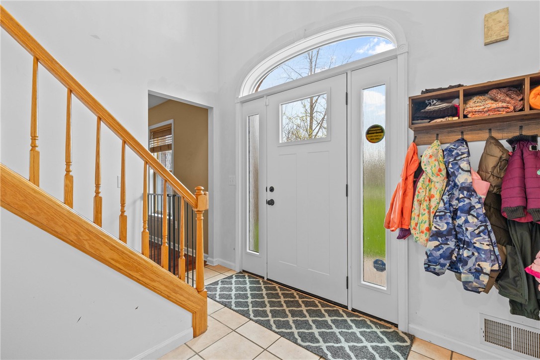 89 Saint Katherine Way, Clarkson, New York image 3