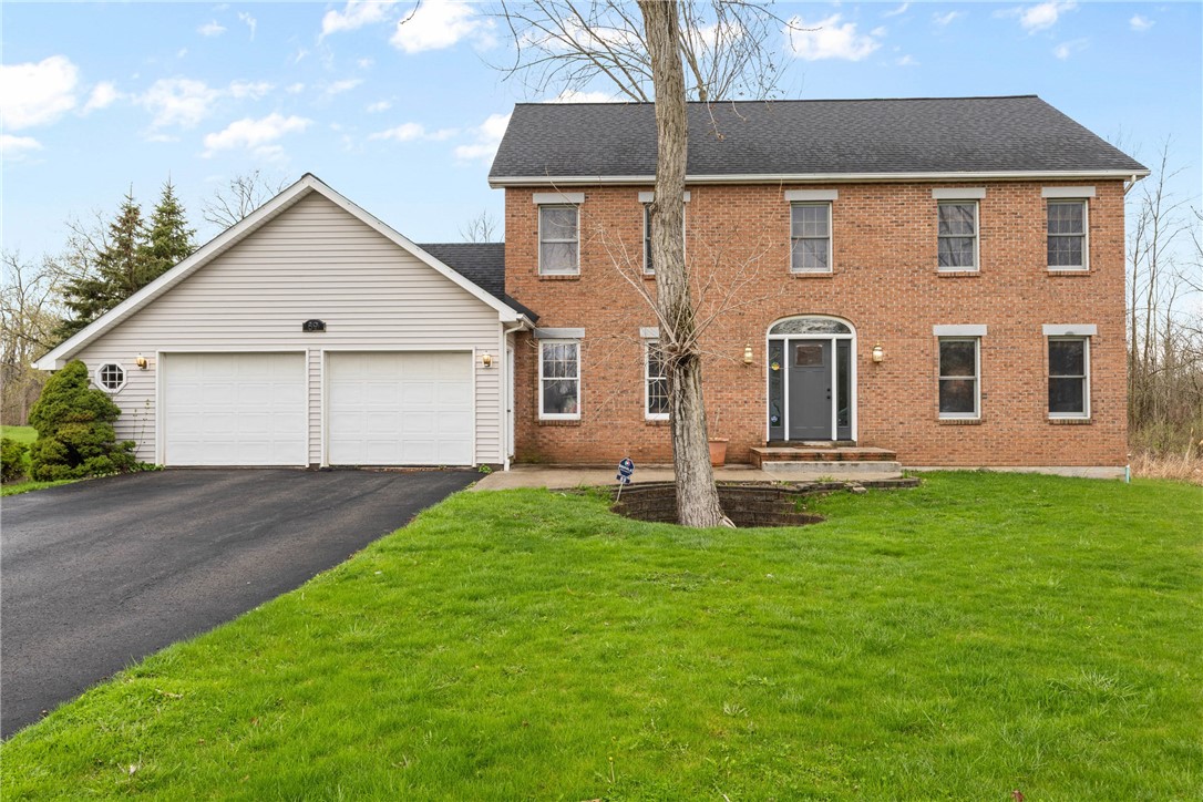 89 Saint Katherine Way, Clarkson, New York image 1