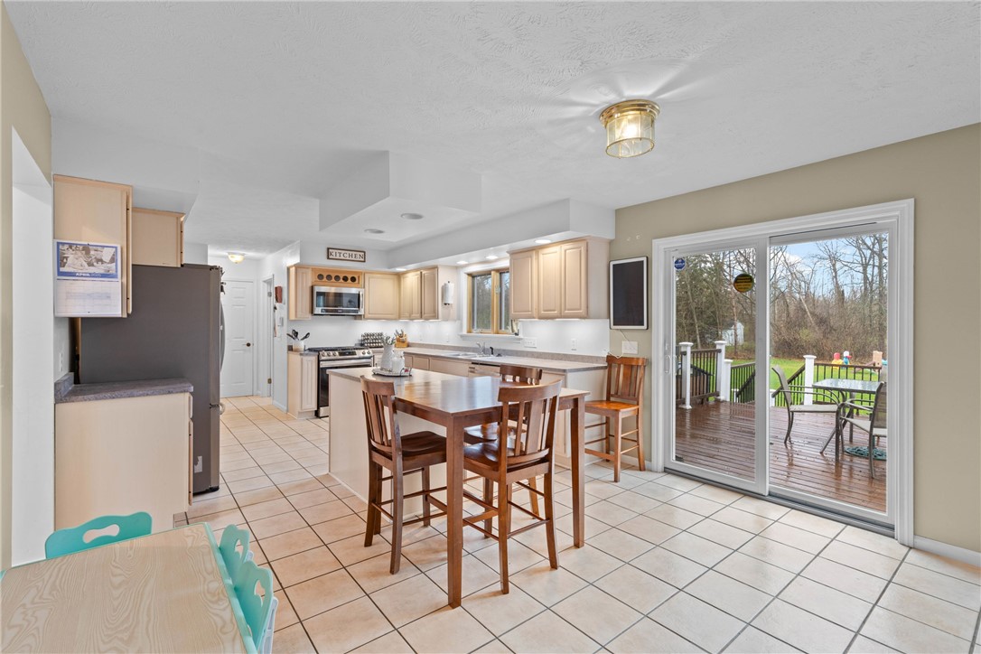 89 Saint Katherine Way, Clarkson, New York image 15