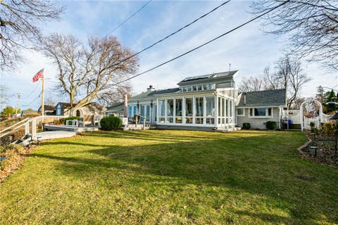 Photo for 455 Lake Front