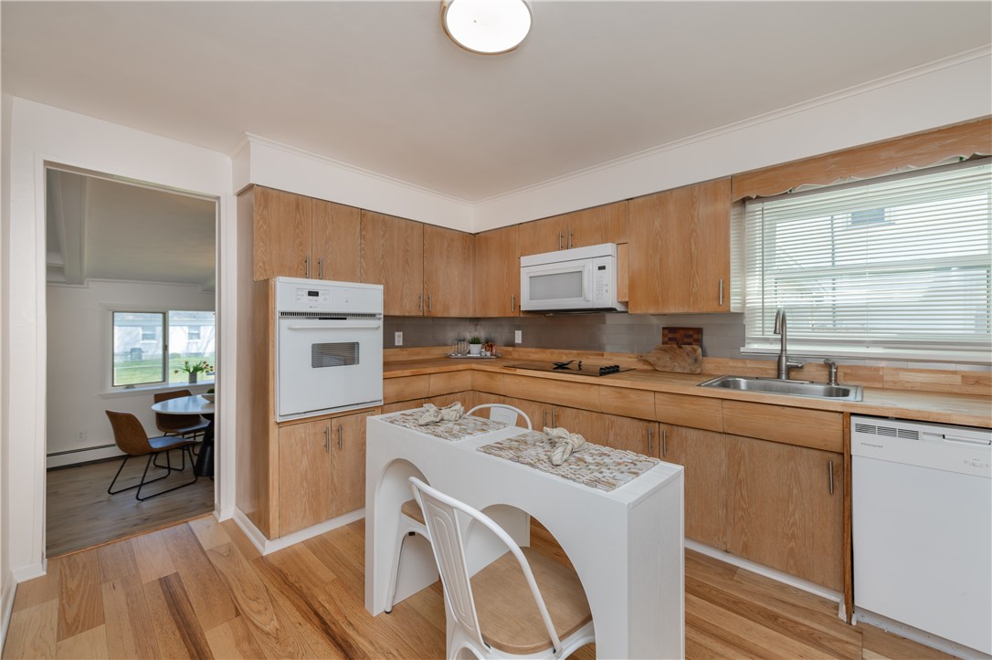 246 Desmond Road, Greece, New York image 12