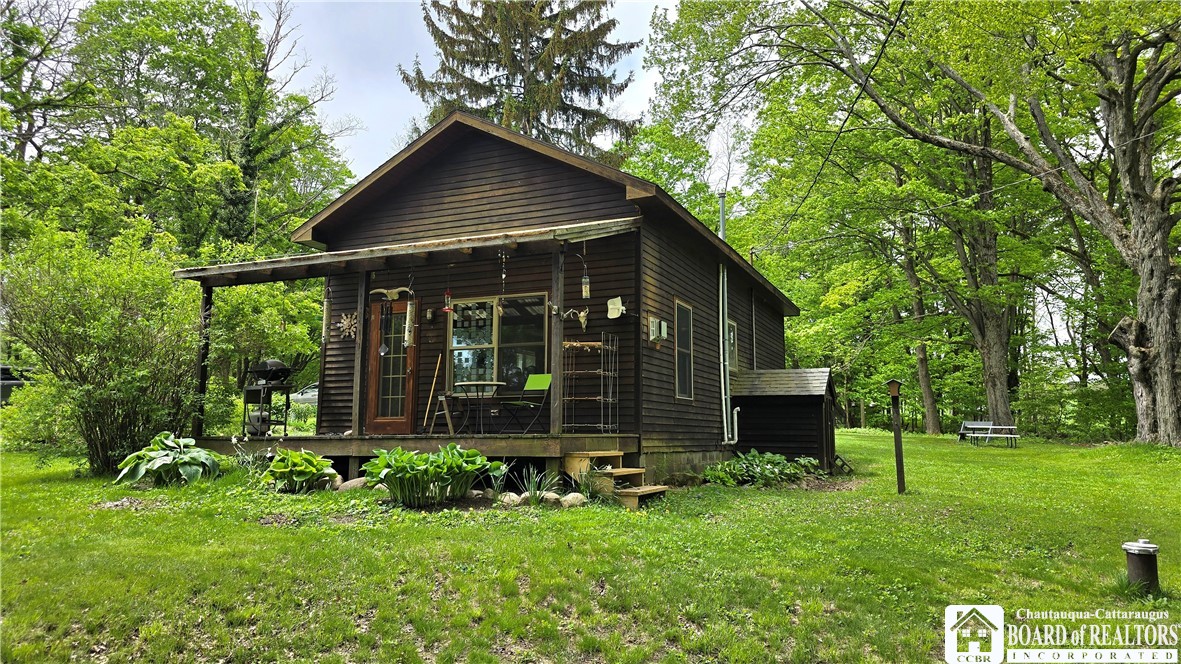 806 Weaver Road, Cherry Creek, New York image 2