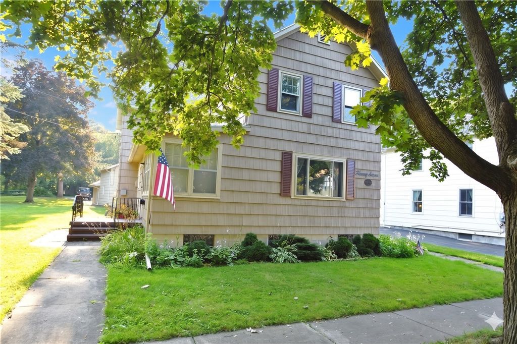 Photo of 27 Boughton Avenue, Pittsford, NY 14534 (MLS # R1675715)