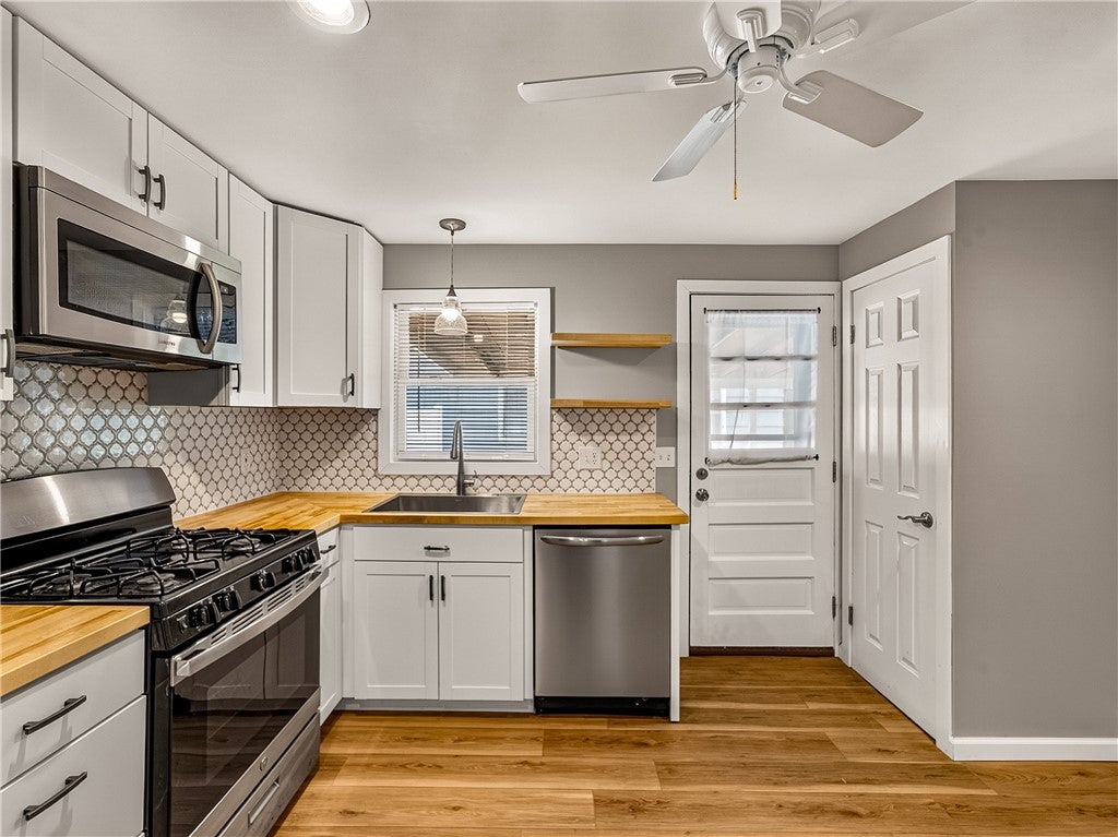 32 Canasta Road
