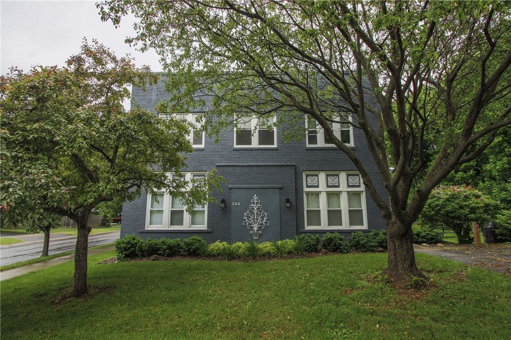 Photo of 544 Culver Parkway #1, Irondequoit, NY 14609 (MLS # R1677033)