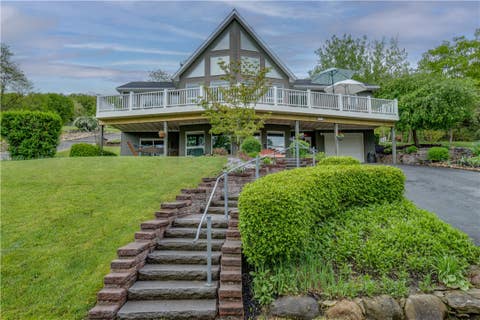 Photo for 999 E Lake Road