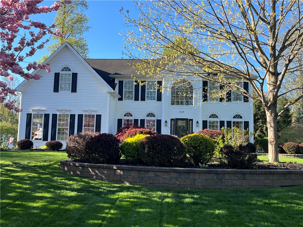 529 Deer Haven Drive, Webster, New York image 2