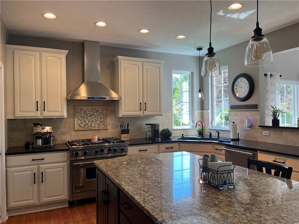 529 Deer Haven Drive, Webster, New York image 11