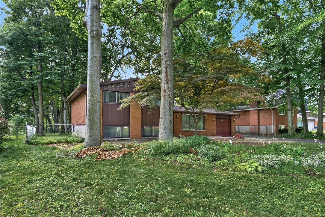 526 Sharon Drive