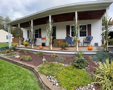 Tiny photo for 5 Vernon Place, Big Flats, NY 14871 (MLS # R1660848)