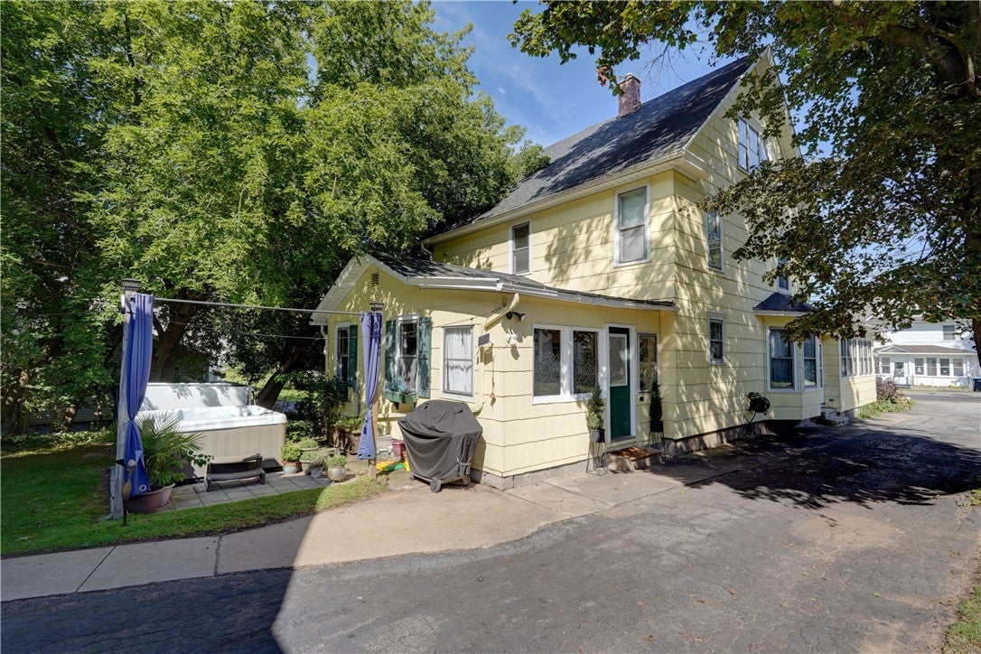 1877 Ridge Road