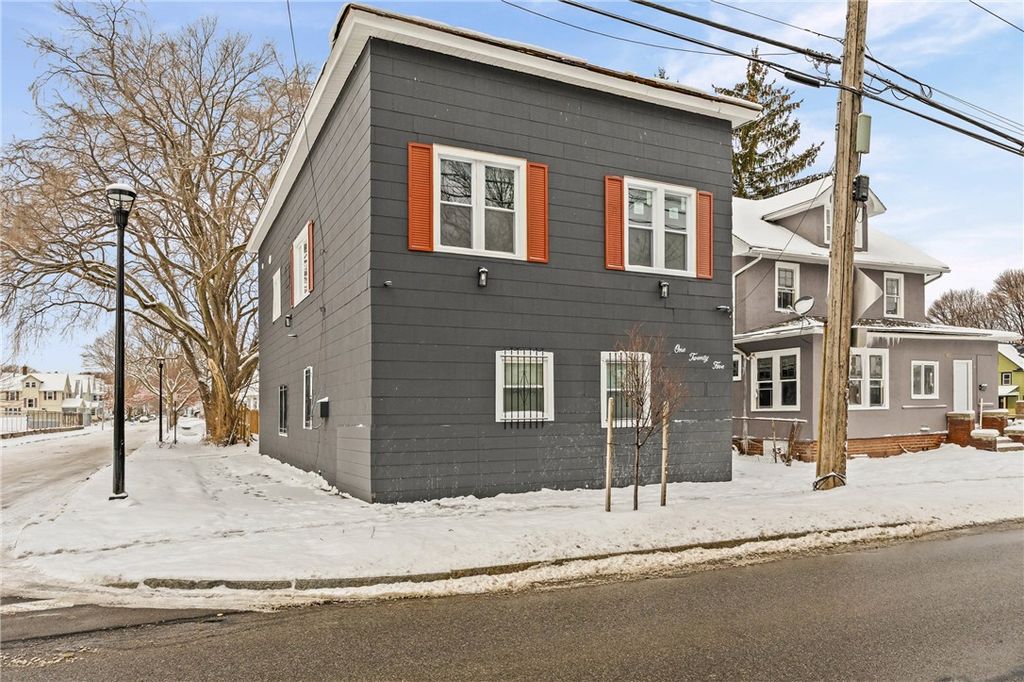 Photo of 127 Carter Street #125, Rochester, NY 14621 (MLS # R1676313)