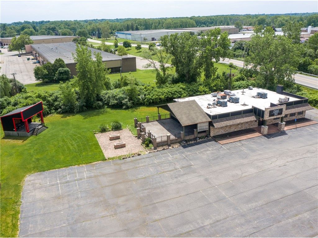 Photo of 250 Pixley Road, Gates, NY 14624 (MLS # R1653794)