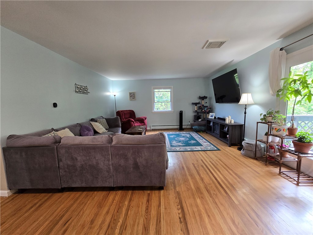 11 Golfview Drive, Penfield, New York image 5