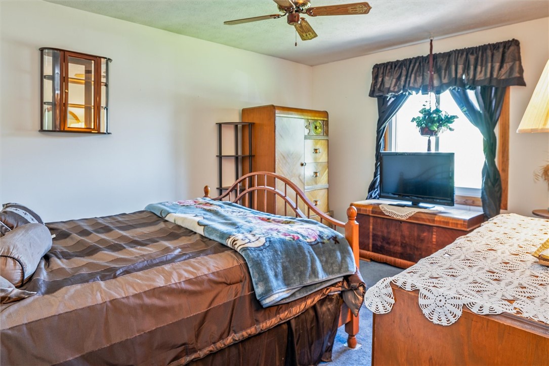 105 Hidden Spring Circle, Greece, New York image 41