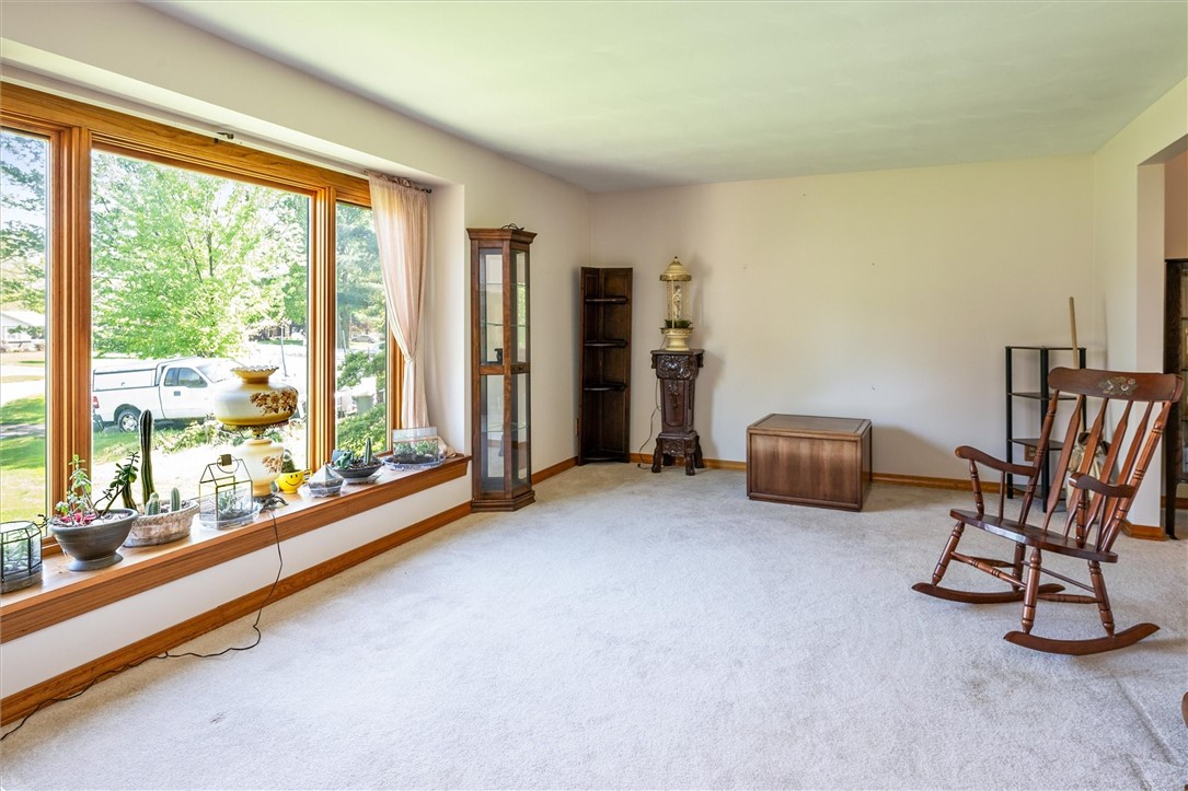 105 Hidden Spring Circle, Greece, New York image 14