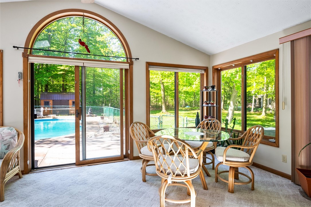 105 Hidden Spring Circle, Greece, New York image 31