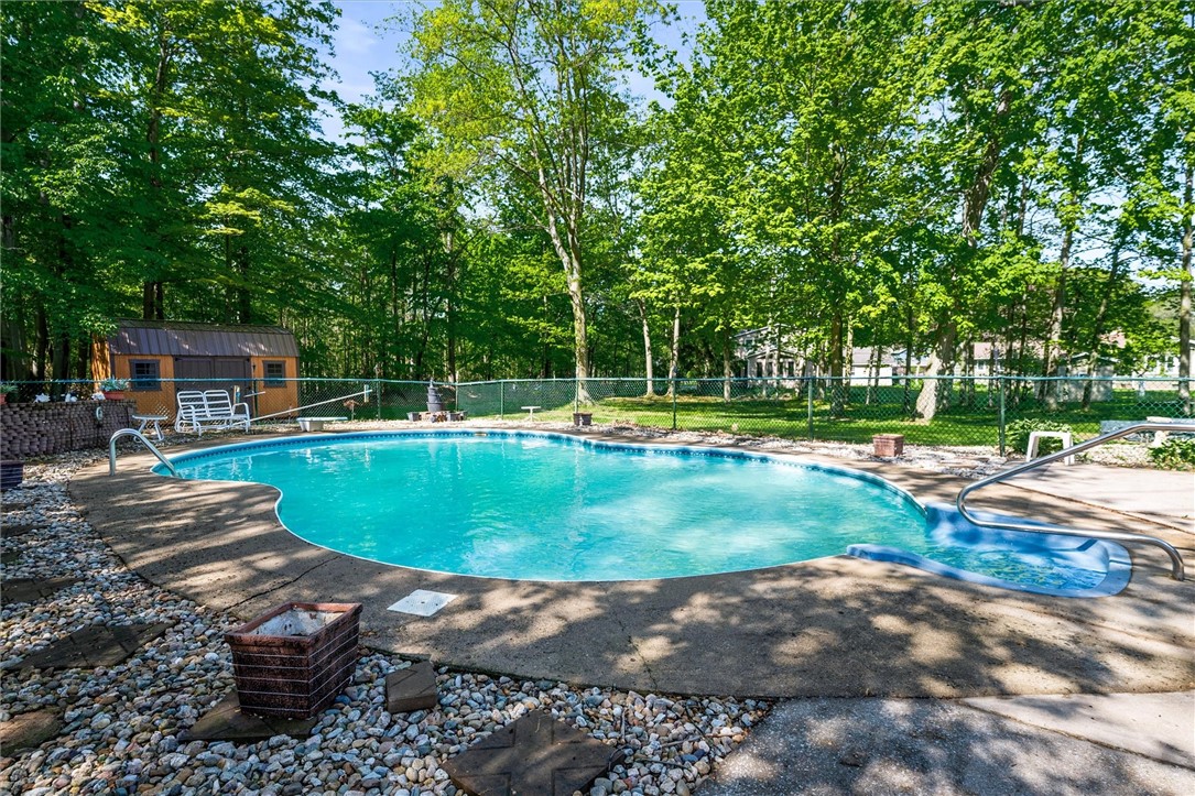 105 Hidden Spring Circle, Greece, New York image 9