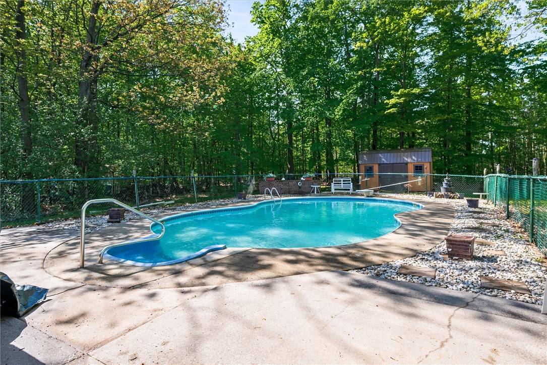 105 Hidden Spring Circle, Greece, New York image 7