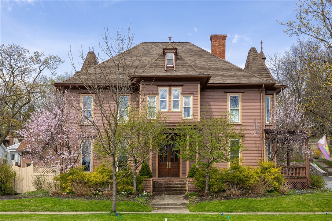 115 E Main Street, Victor, New York image 1