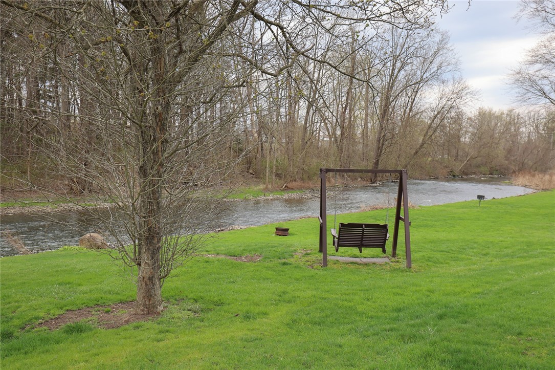 35 Keuka Lane Ln, Manchester, New York image 35