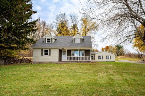 Photo of 2658 W Walworth Road, Macedon, NY 14502 (MLS # R1648693)