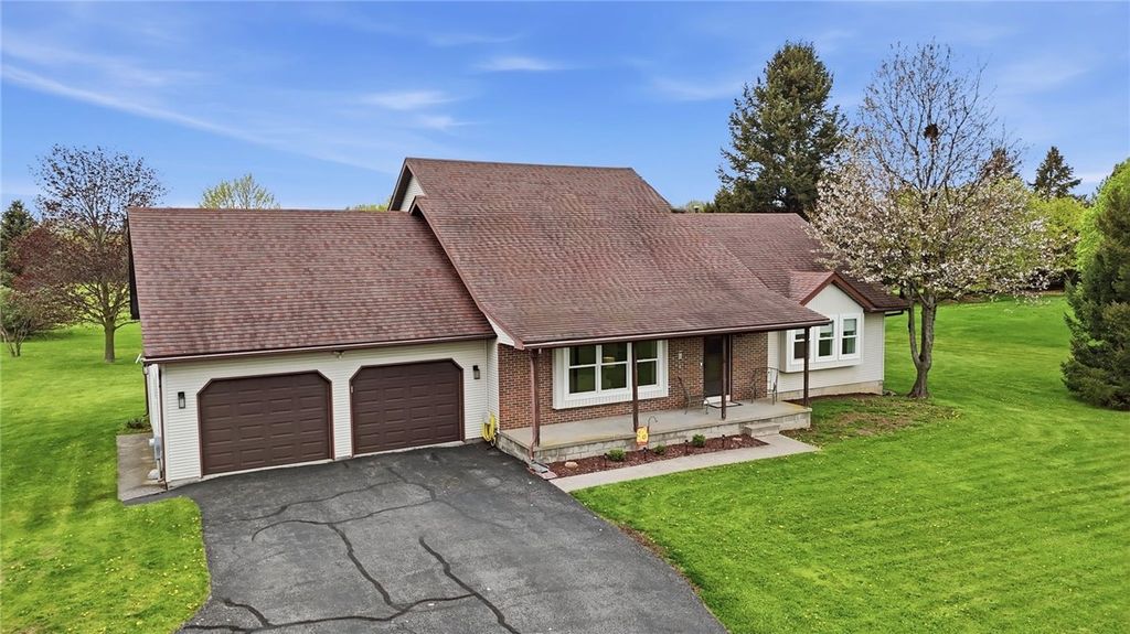 Photo of 536 Barks Rd Rd, Caledonia, NY 14423 (MLS # R1677876)