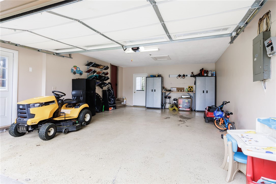 57 Lucinda Lane, Greece, New York image 38