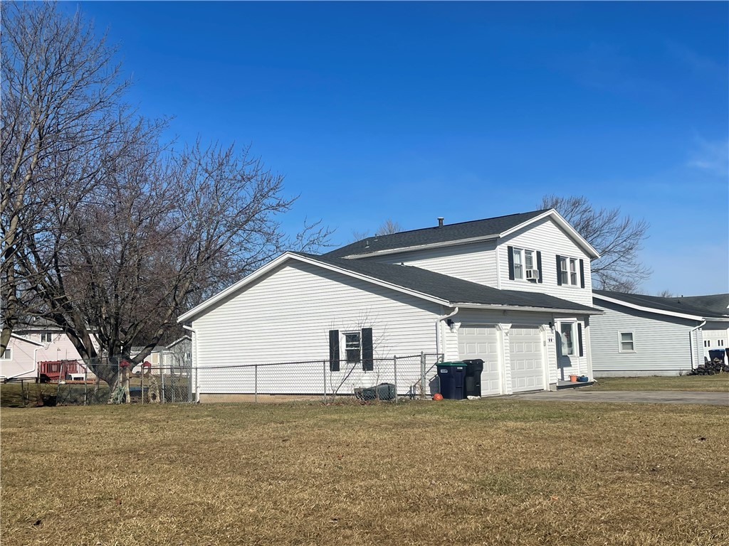 66 Shadywood Drive, Gates, New York image 3
