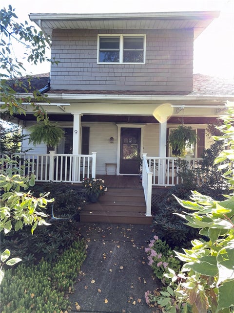 Photo of 9 Madison Avenue, Oneonta, NY 13820 (MLS # R1714305)