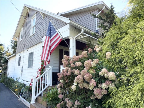 Tiny photo for 9 Madison Avenue, Oneonta, NY 13820 (MLS # R1714305)
