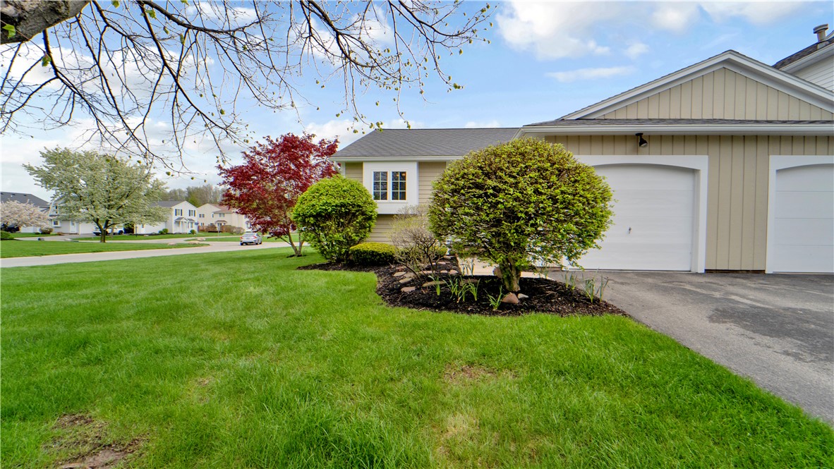 500 Nathans Way #PVT, Webster, New York image 2