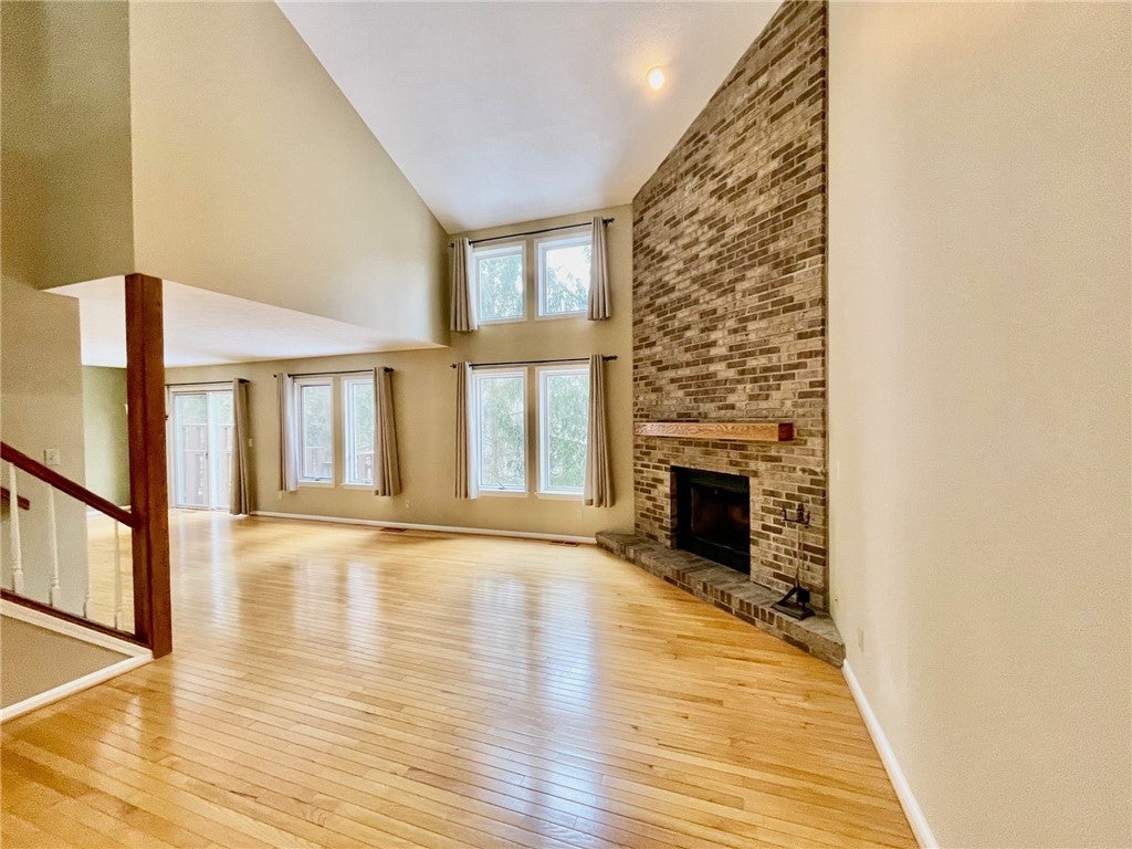 48 Colonial Circle