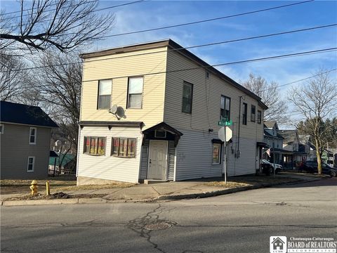 Homes For Sale - 121 Willard Street<br/> Jamestown, NY 14701