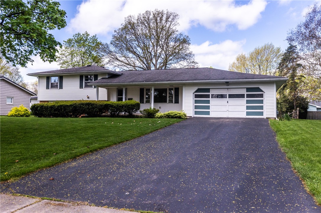 139 Rhea Crescent, Greece, New York image 2