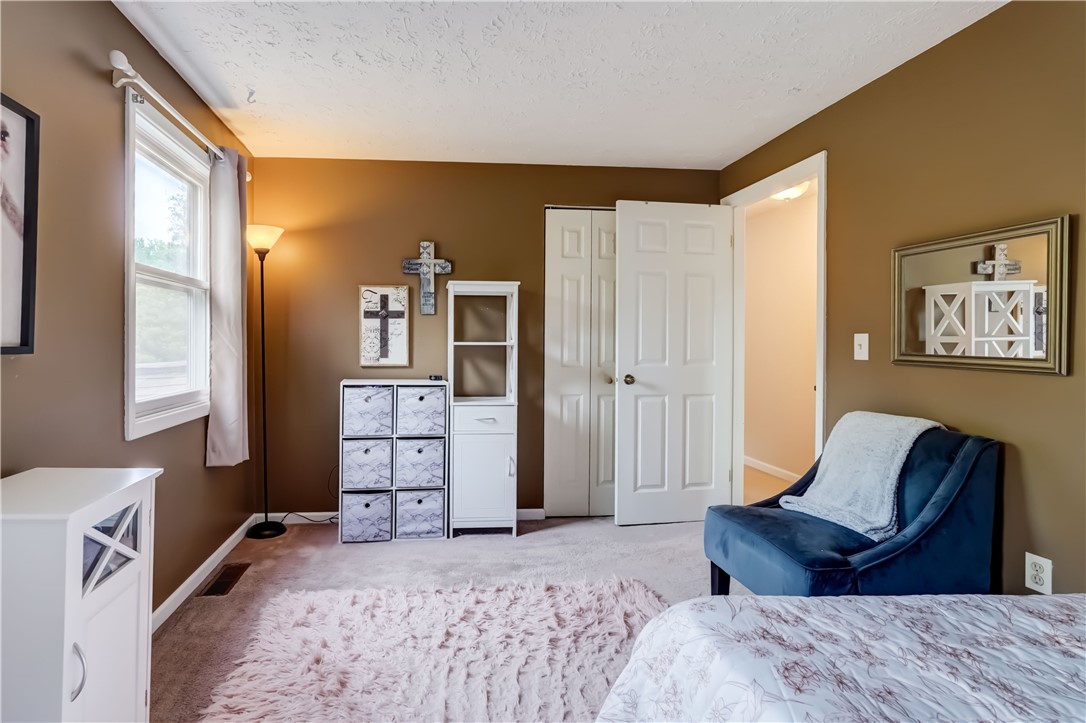 16 Canterbury Trail, Penfield, New York image 39