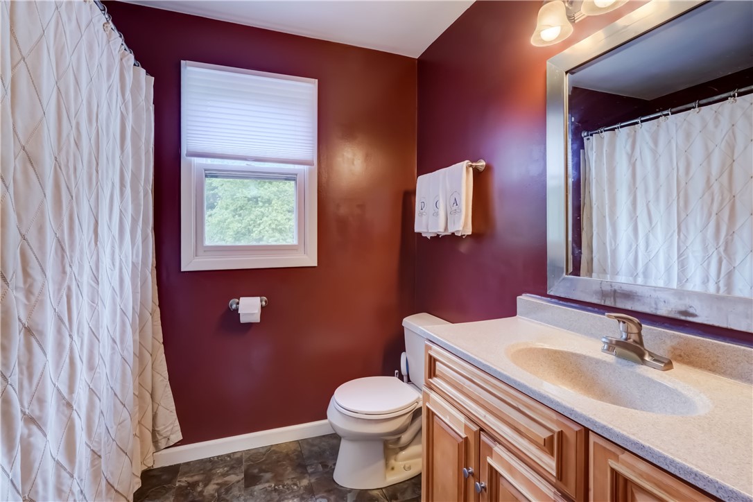 16 Canterbury Trail, Penfield, New York image 35