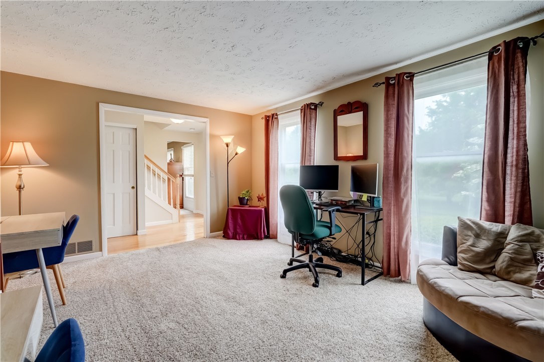 16 Canterbury Trail, Penfield, New York image 17