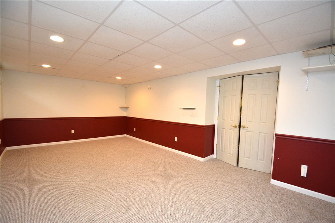 16 Canterbury Trail, Penfield, New York image 42