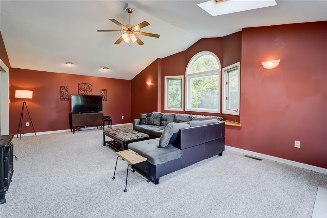 16 Canterbury Trail, Penfield, New York image 16