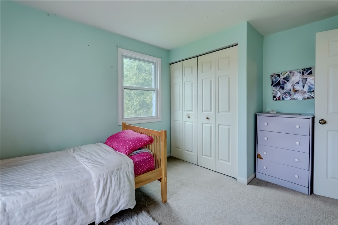 16 Canterbury Trail, Penfield, New York image 37