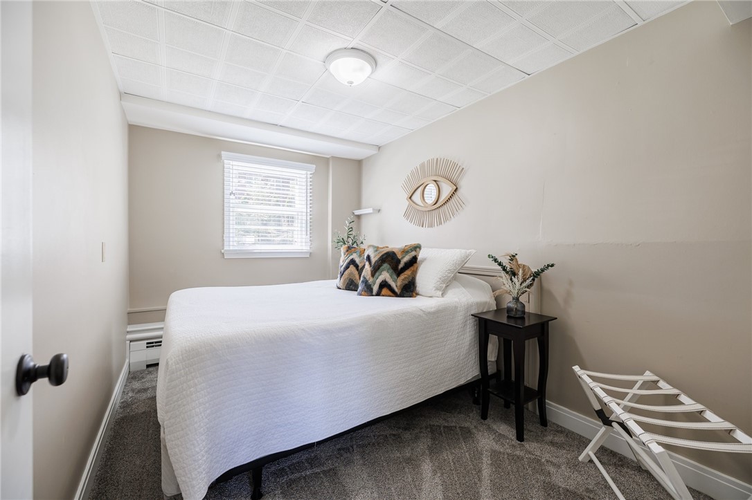 21 Cobb Terrace, Brighton, New York image 24