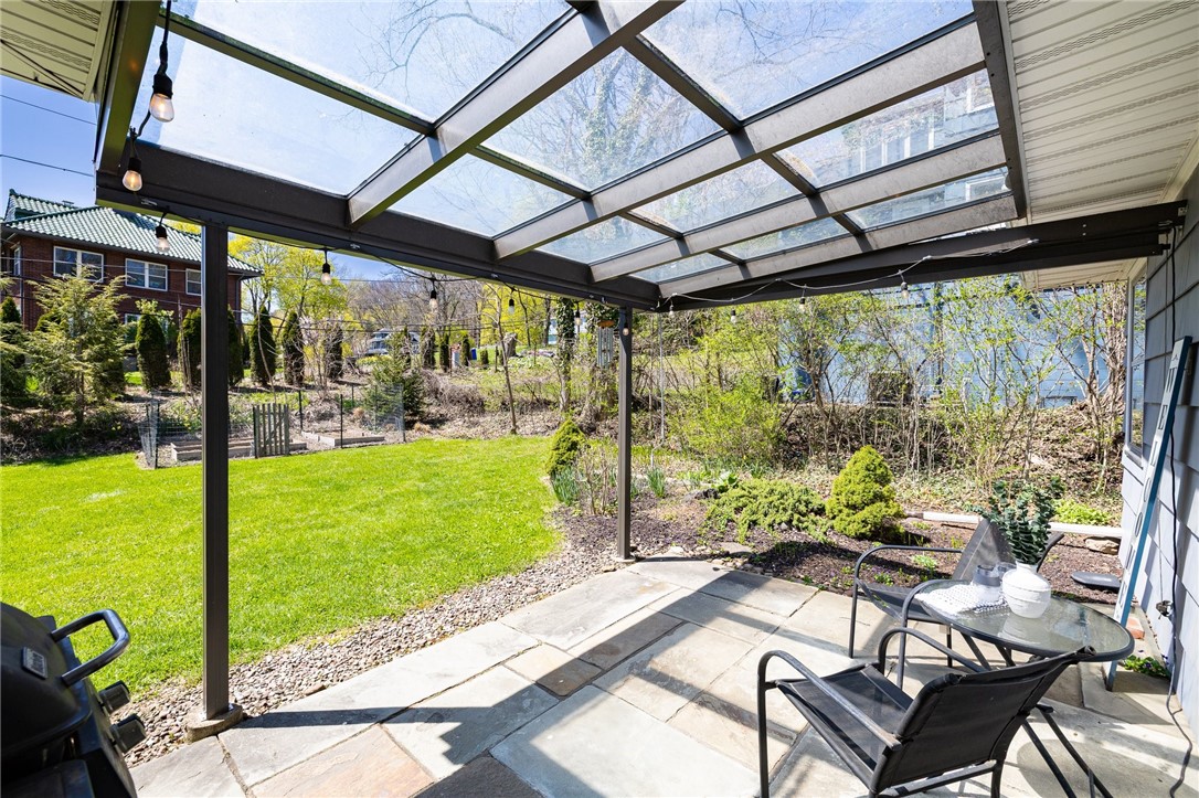 21 Cobb Terrace, Brighton, New York image 28