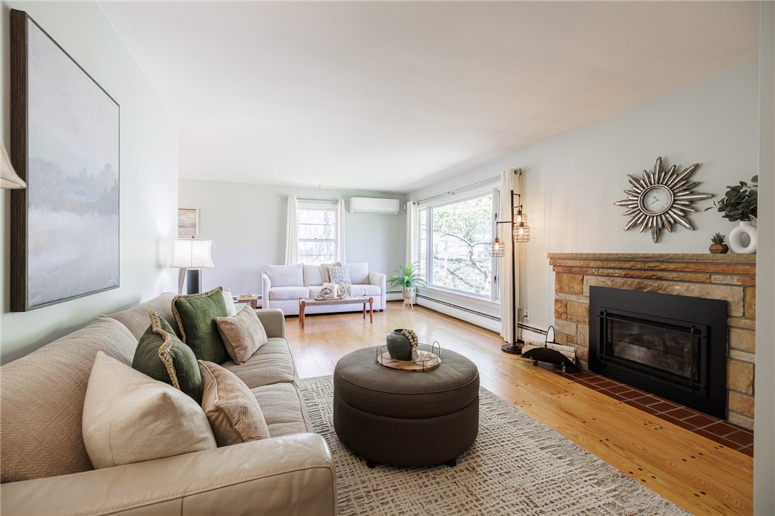 21 Cobb Terrace, Brighton, New York image 8