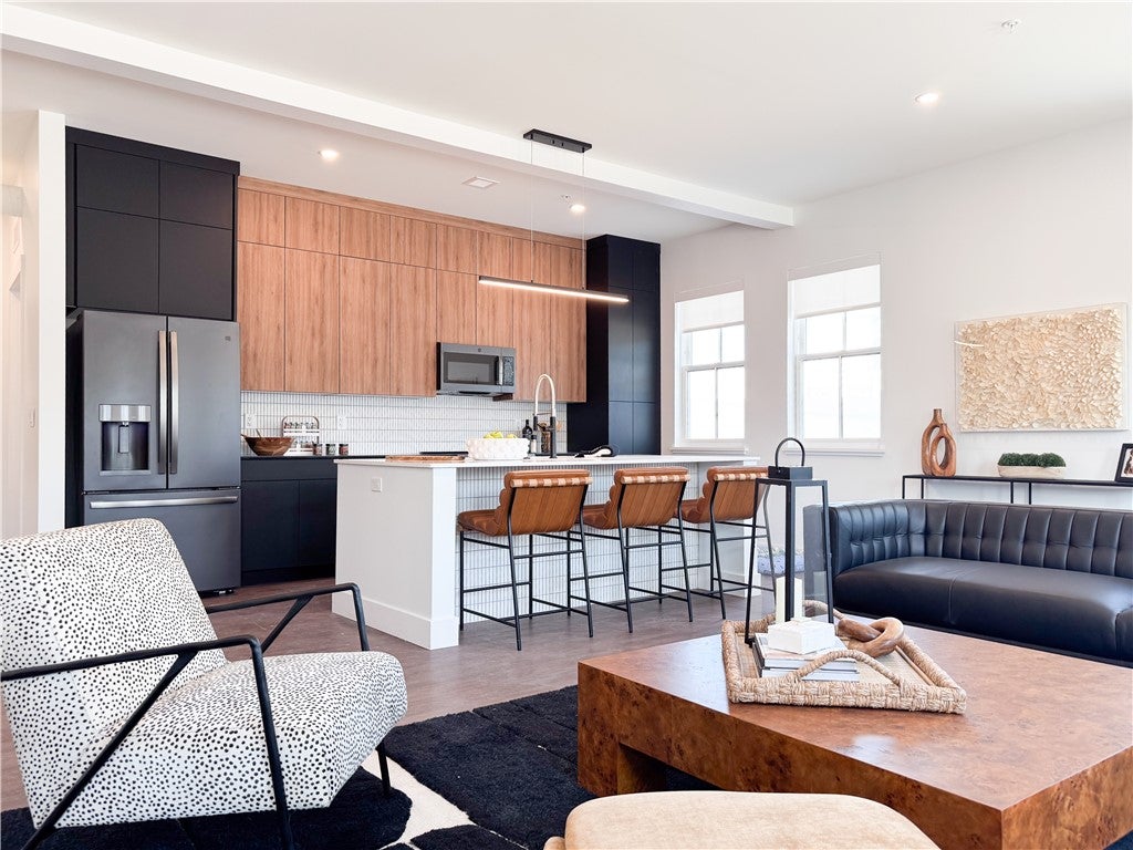 Photo of 75 Monroe Avenue #1102, Pittsford, NY 14534 (MLS # R1715354)