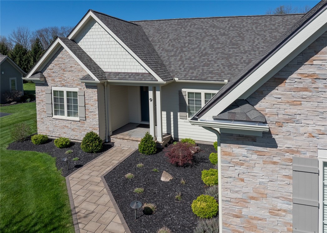 9 Hawkstone Way